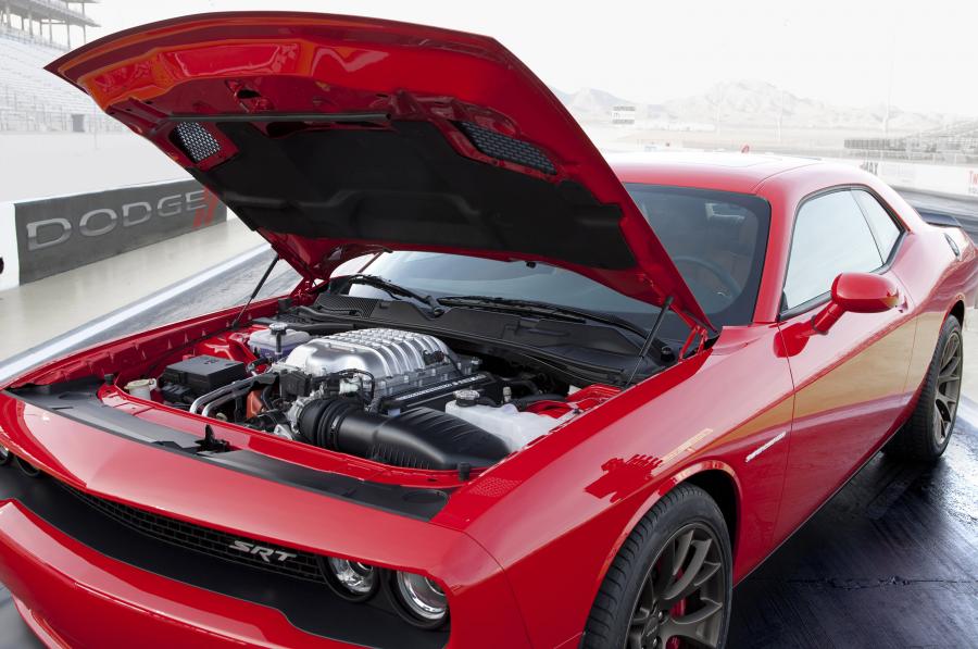  Dodge Challenger SRT 2015 года  (фото 10 из 79)